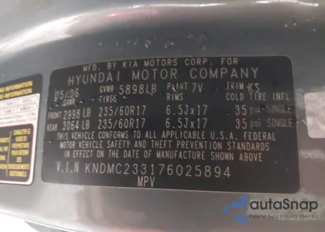 2007 Hyundai Entourage Gls/Limited/Se z USA, uszkodzony, nr VIN KNDMC233176025894